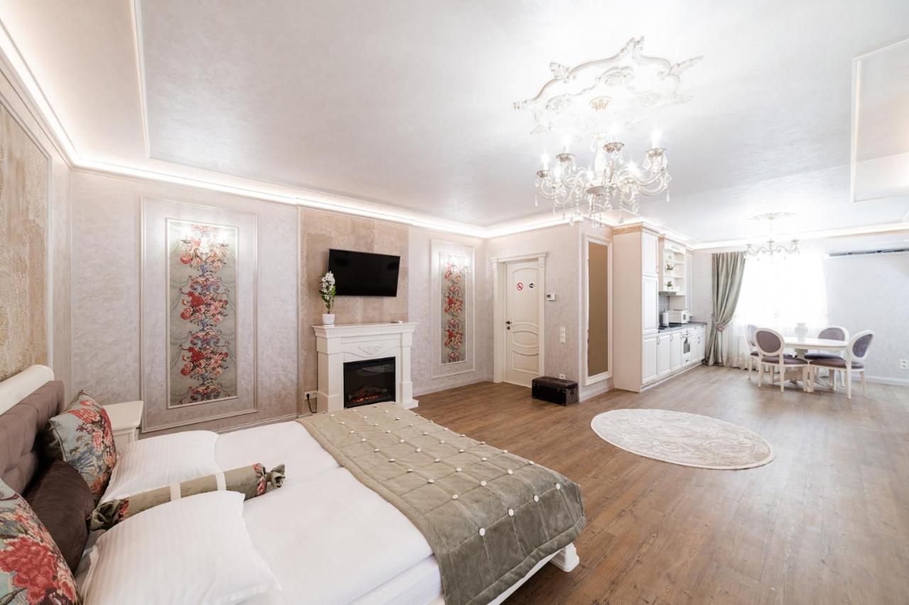 Vip Apartment On Duhnovicha Street .Free Parking. Oujhorod Extérieur photo